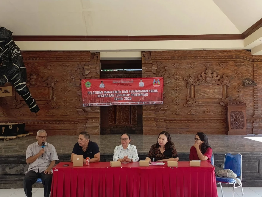 Telah dilaksanakan Pelatihan Manajemen dan Penanganan Kasus Kekerasan Terhadap Perempuan Tahun 2026 yang bertempat di Balai Banjar Tunjuk Kaja, Desa Tunjuk.